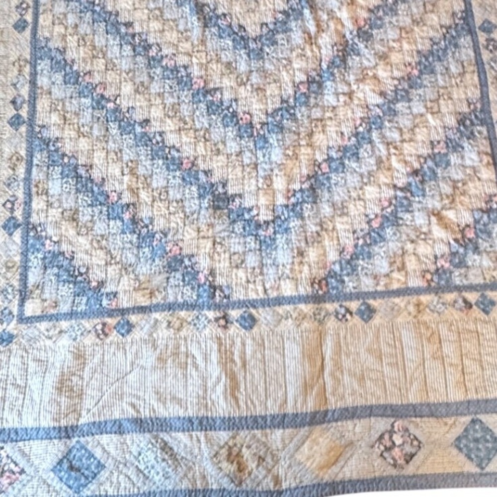 Blue Floral Patchwork - Picture 5 of 12